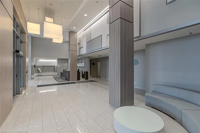 Additional image 5 of 2087 Fairview St Unit 2007