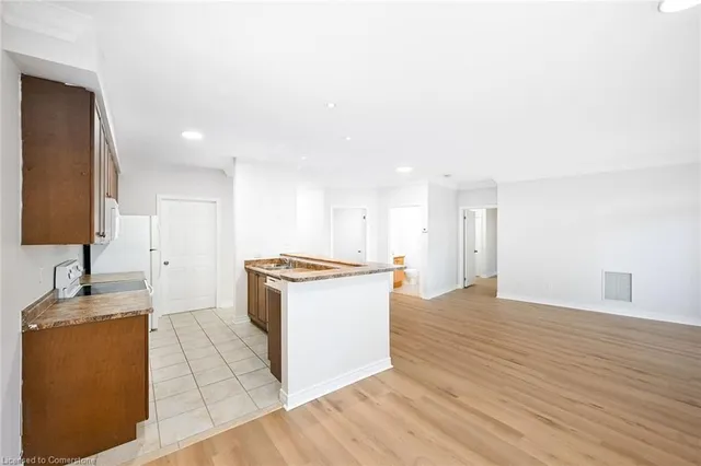 Additional image 30 of 443 Centennial Forest Dr Unit 213