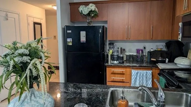 Additional image 12 of 6 Rosebank Dr Unit 16A