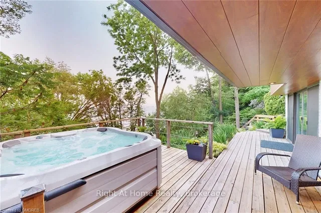 Additional image 33 of 868 DANFORTH Pl