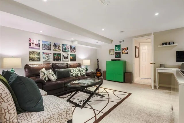 Additional image 7 of 1275 MAPLE CROSSING Blvd Unit 14