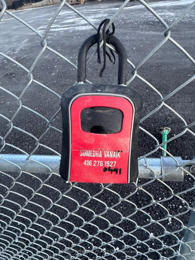 Additional image 17 of 8010 Derry Rd Unit 104