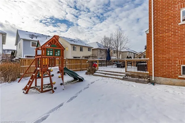 Additional image 33 of 189 Stillwater Cres