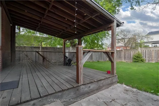 Additional image 32 of 113 West 5th St