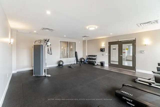 Additional image 2 of 716 Main St Unit 911