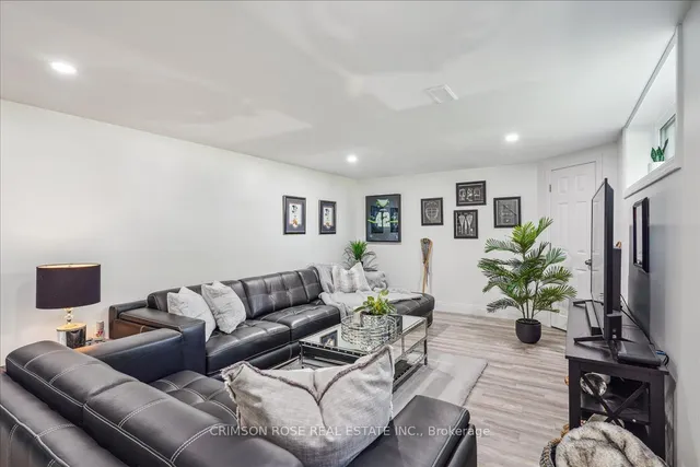 Additional image 26 of 5436 Spruce Ave