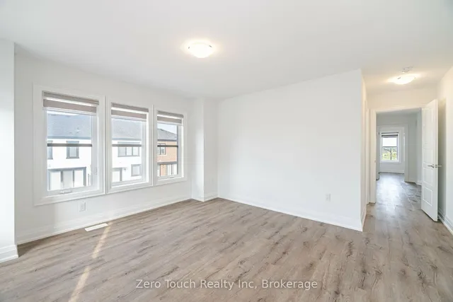 Additional image 5 of 980 Logan Dr Unit 14