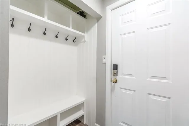 Additional image 25 of 8523 Dickenson Rd