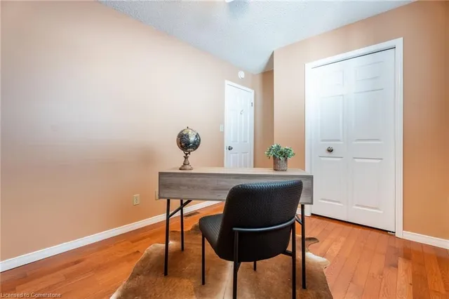 Additional image 32 of 54 Goldcrest Dr