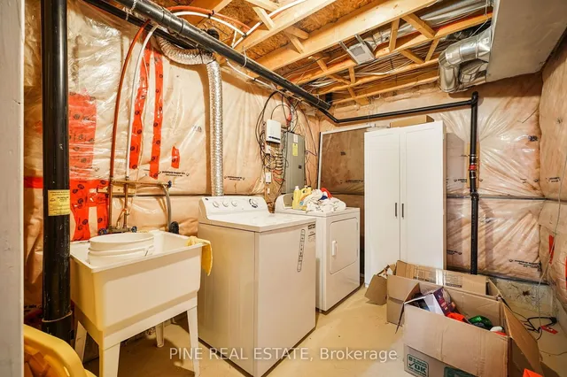 Additional image 32 of 45 Waterbridge St