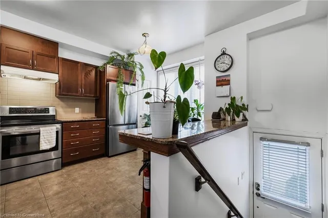 Additional image 20 of 27 Edenrock Dr