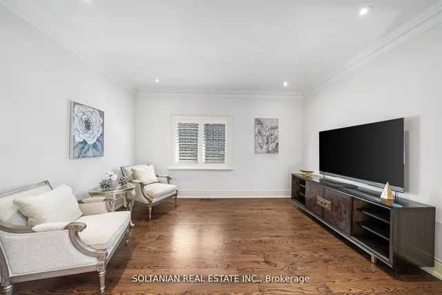 Additional image 29 of 176 Empress Ave