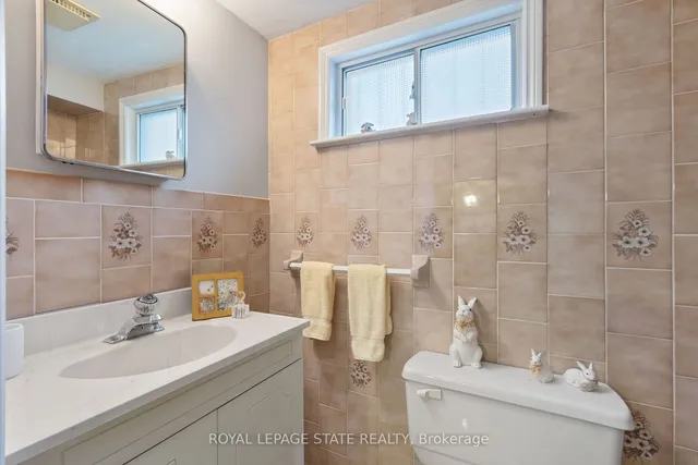 Additional image 24 of 814 Tenth Ave