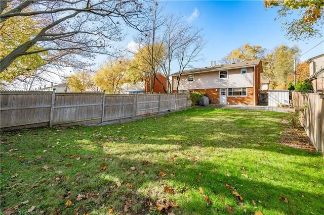 Additional image 33 of 305 East 24th St