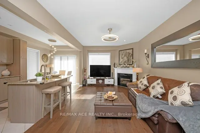 Additional image 8 of 136 Palacebeach Tr