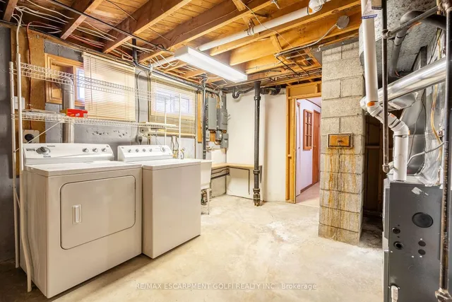 Additional image 30 of 9 Thomson Crt