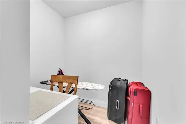 Additional image 22 of 1 Redfern Ave Unit 403