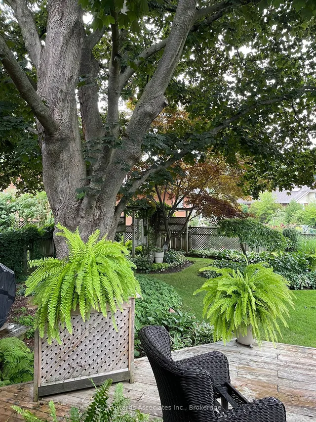 Additional image 15 of 481 Townsend Ave