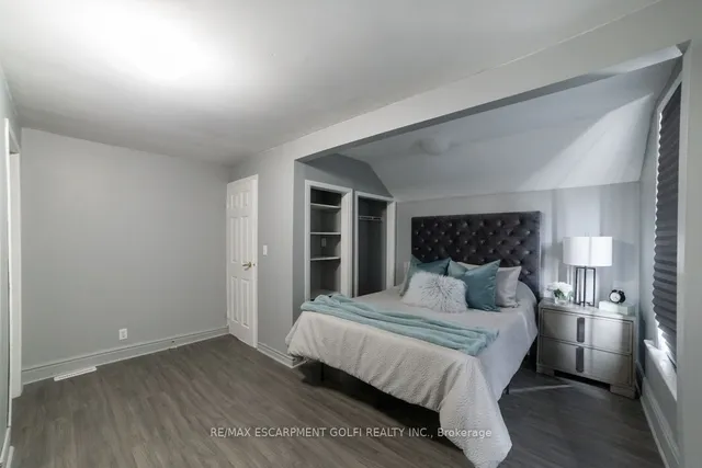 Additional image 18 of 381 Herkimer St