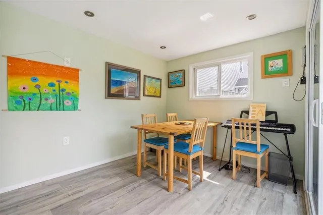 Additional image 33 of 971 BOOTHMAN Ave