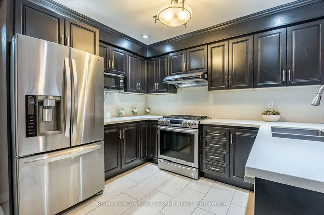 Additional image 12 of 7 GRANDOAKS Dr