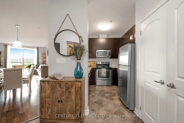 Additional image 11 of 383 Main St Unit 424