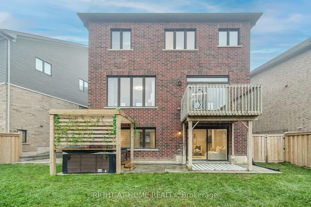 Additional image 36 of 90 Pagebrook Cres