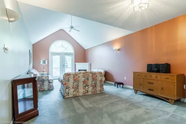 Additional image 18 of 60 Dundas St Unit 15