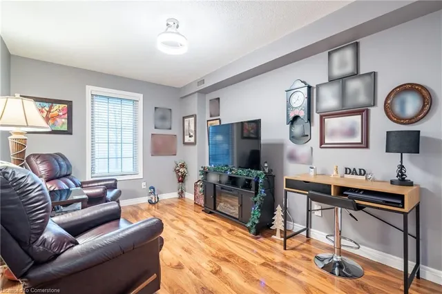 Additional image 32 of 980 Golf Links Rd Unit 107