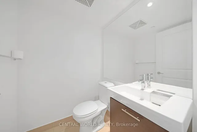 Additional image 11 of 386 Yonge St Unit 1113