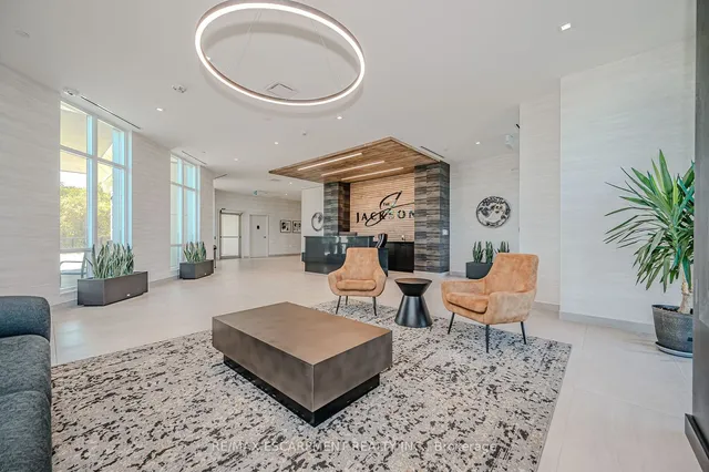 Additional image 24 of 2750 King St Unit 605