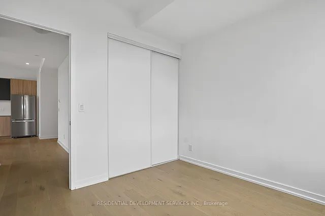 Additional image 15 of 3100 Keele St Unit 819