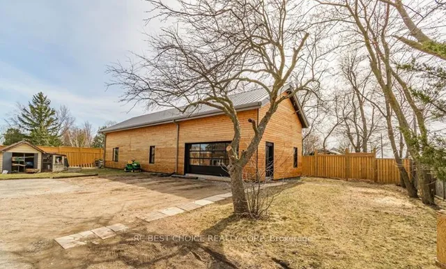 Additional image 12 of 9950 Britannia Rd