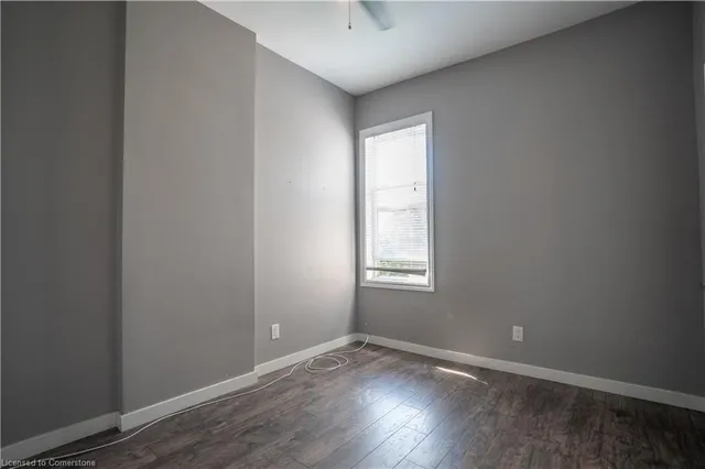 Additional image 26 of 163 Emerald St