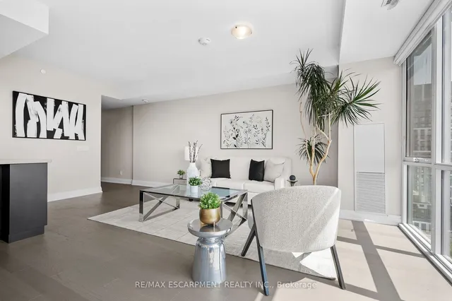 Additional image 7 of 2025 Maria St Unit 1508