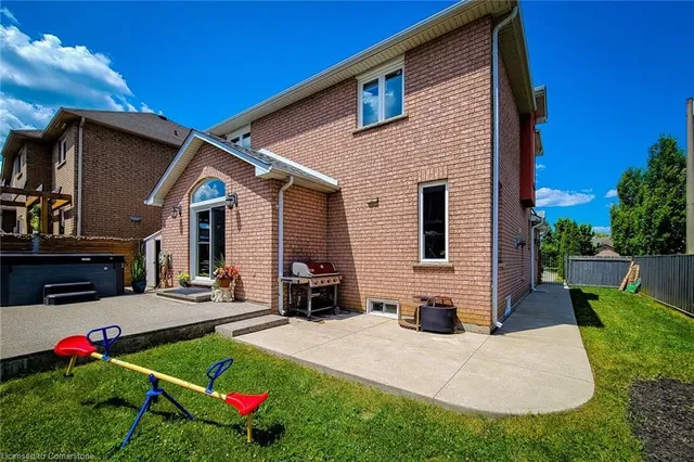 Additional image 40 of 55 Alexsia Crt