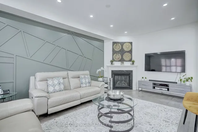 Additional image 11 of 556 Bessborough Dr