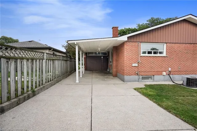 Additional image 32 of 77 Greenford Dr