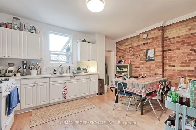 Additional image 11 of 166 Grace St