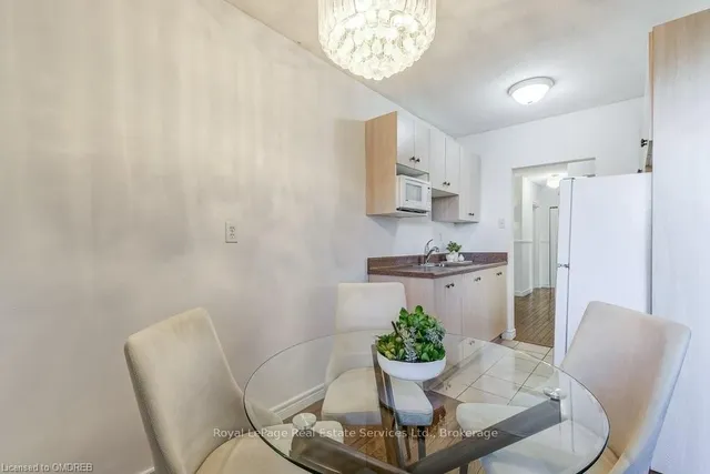 Additional image 20 of 81 CHARLTON Ave Unit 201