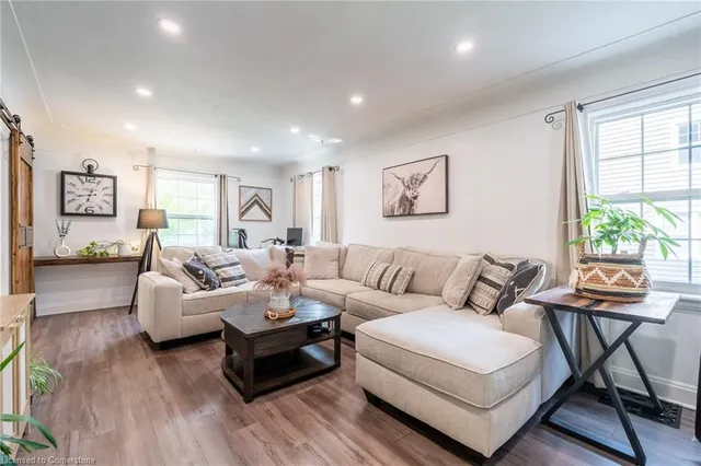 Additional image 28 of 338 Parkside Dr