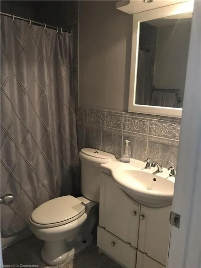 Additional image 44 of 42 Palmer Rd