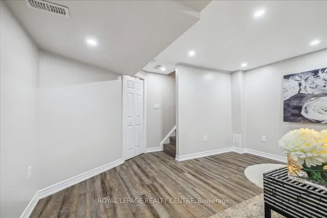 Additional image 35 of 3946 Leonardo St