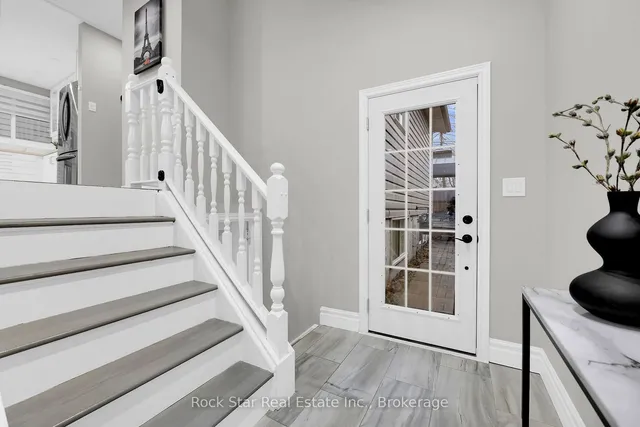 Additional image 27 of 75 Queen Victoria Dr