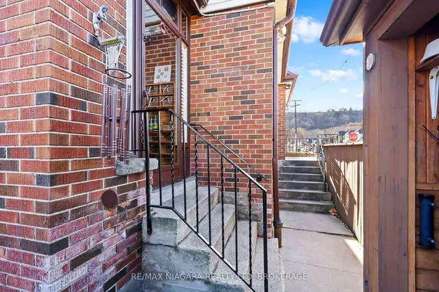 Additional image 38 of 1671 KING St