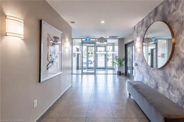 Additional image 28 of 716 Main Street East St Unit 1003