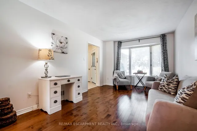 Additional image 10 of 1098 Stephenson Dr