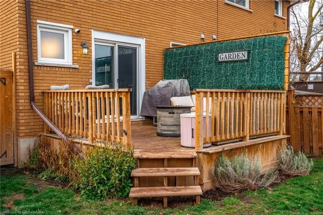 Additional image 27 of 18 Warwick Rd