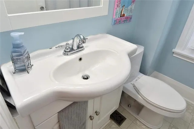 Additional image 24 of 2 WATT Ave