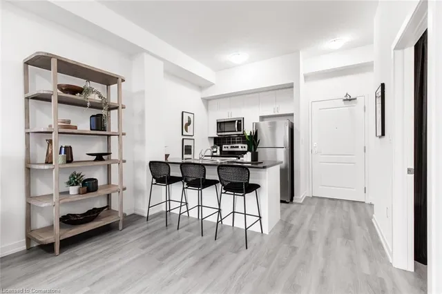 Additional image 4 of 470 Dundas St Unit 1203